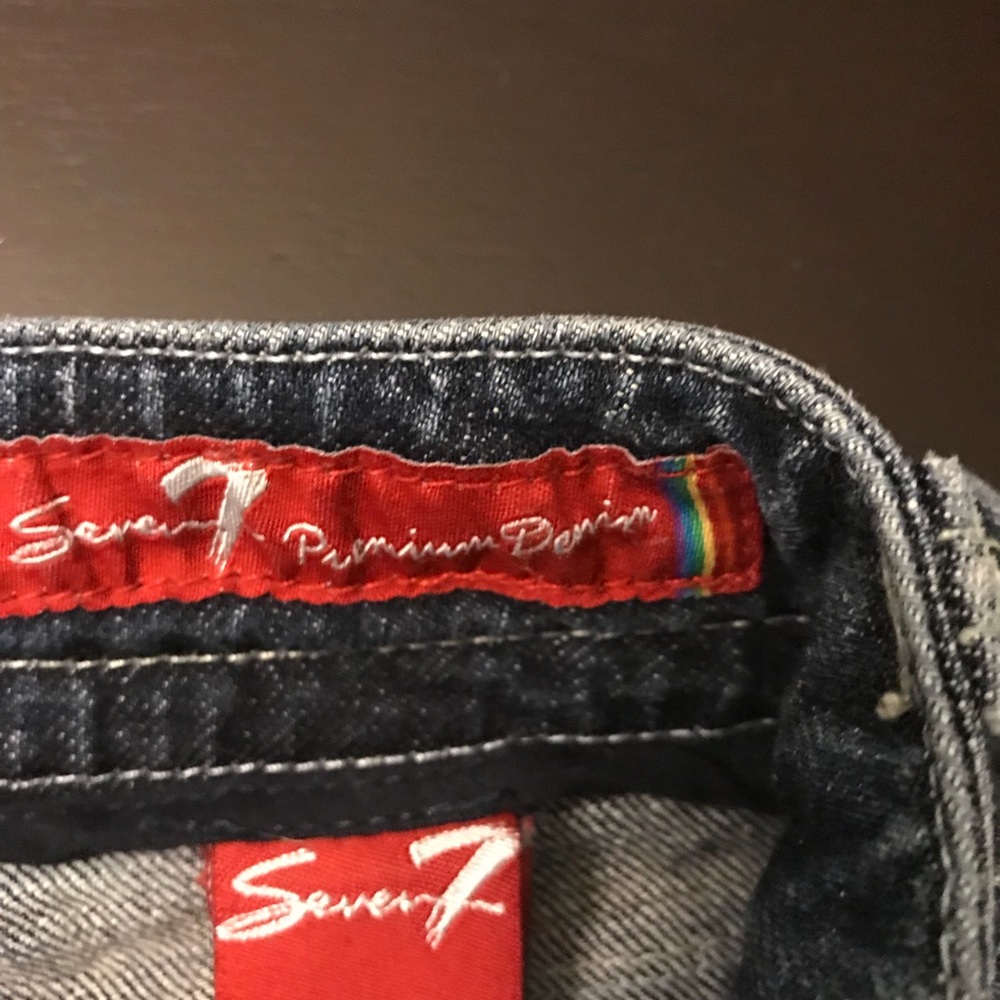 Bermuda Shorts- Seven - Picture 6 of 7
